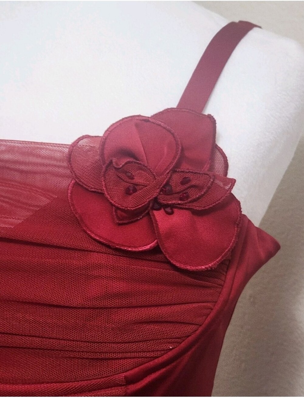 💐Vtg Y2K BCBG MAXAZRIA Runway Collection Dress 10 Burgundy Ruched Mesh Flower - Picture 5 of 16